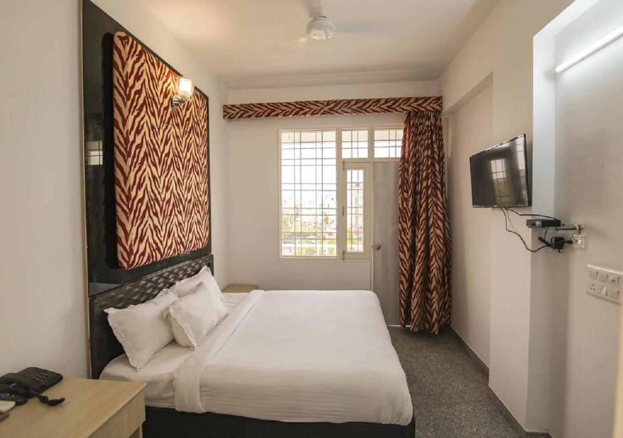 K G Residency Airport Hotel Jaipur Exterior photo